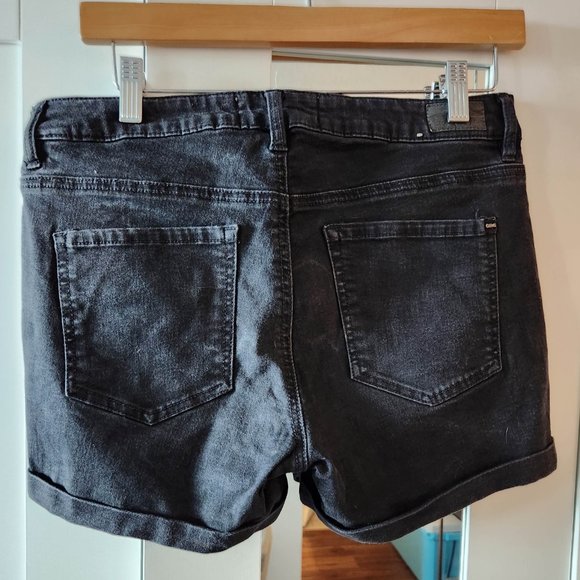 2 FOR $15! Garage Mid-Rise Denim Short | Black | Size US 9 - Picture 2 of 5